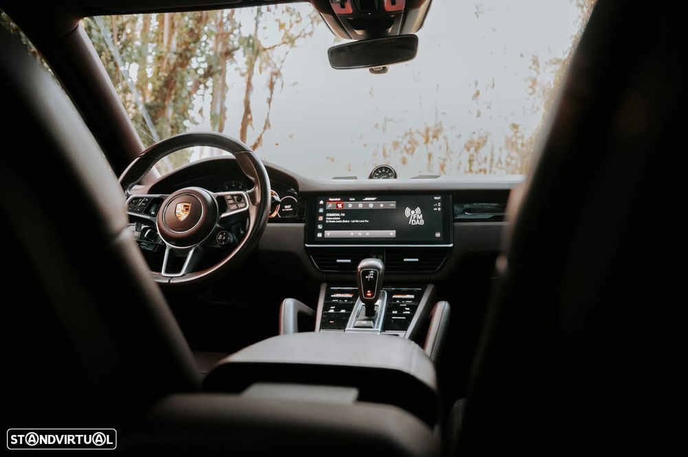 Porsche Cayenne Coupé - 12