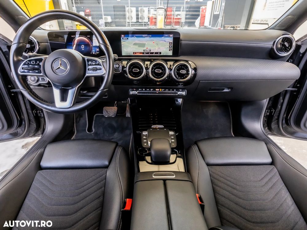 Mercedes-Benz A 250 e Sedan 8G-DCT - 15