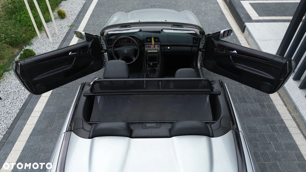 Mercedes-Benz CLK - 7