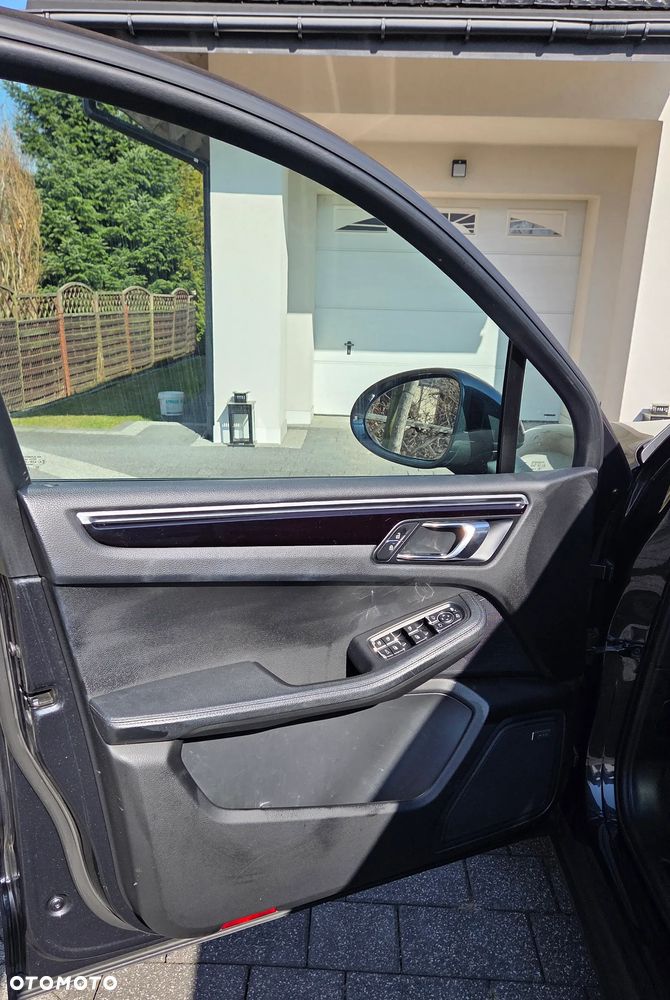 Porsche Macan Standard - 19