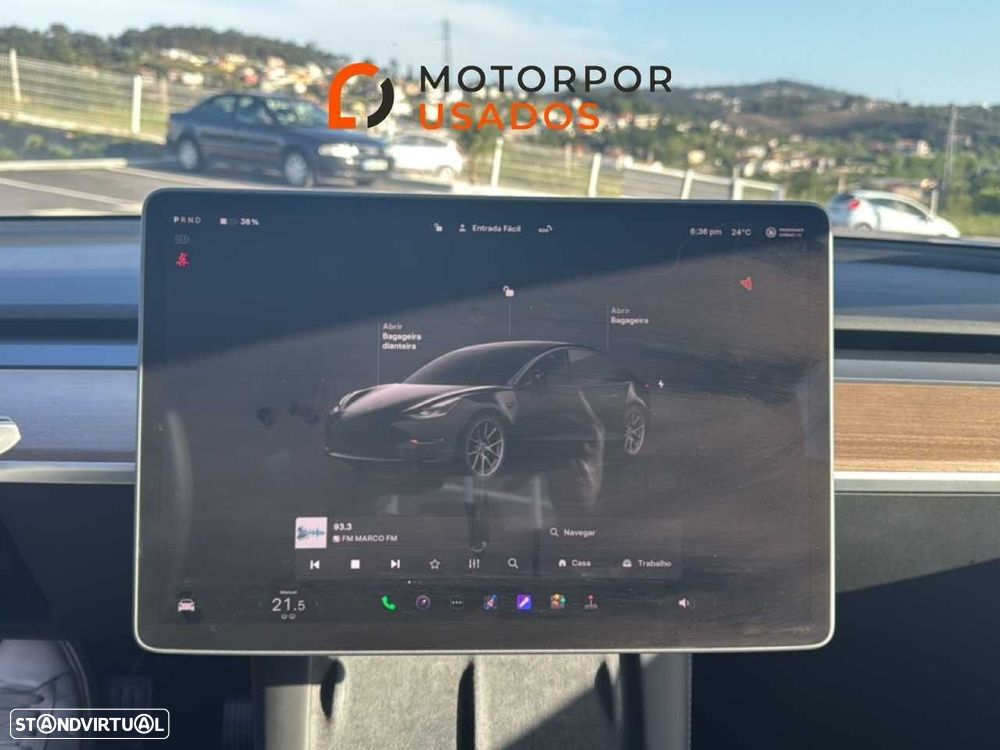 Tesla Model 3 - 16