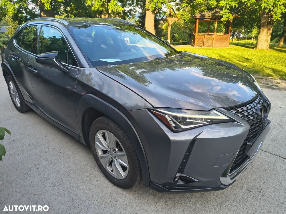 Lexus UX 250h Business Edition - 34
