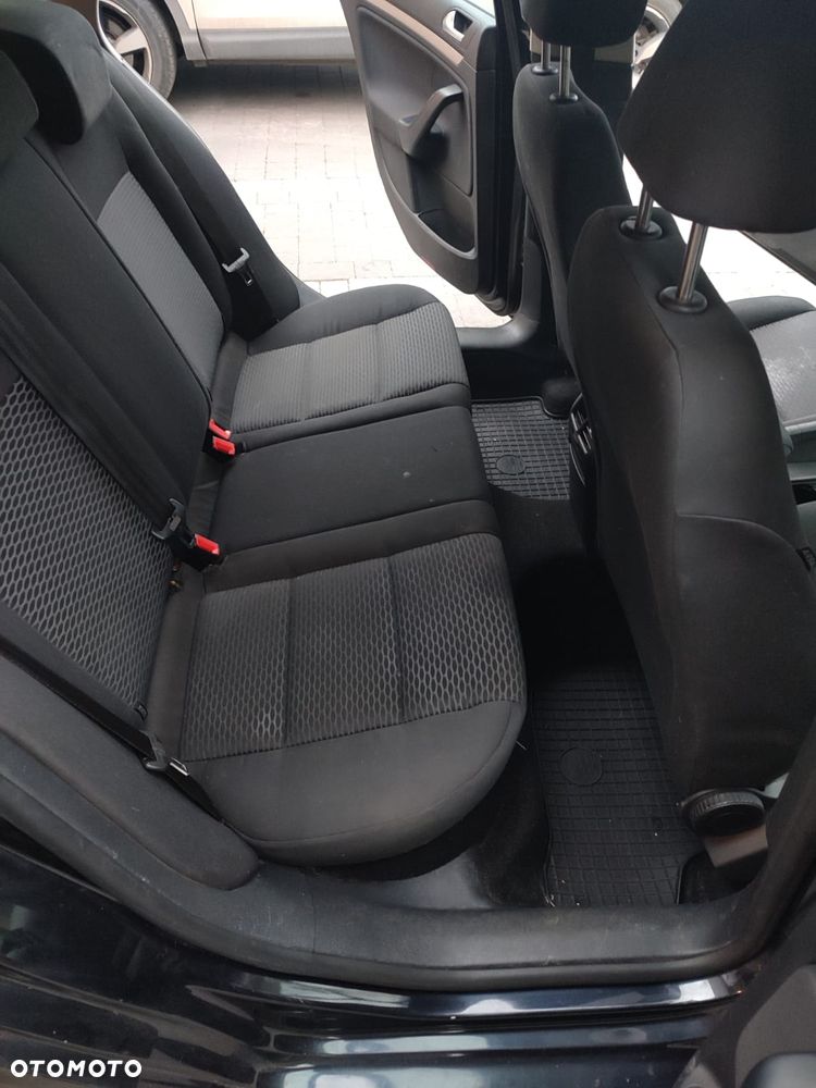Volkswagen Golf 1.6 TDI Trendline - 9