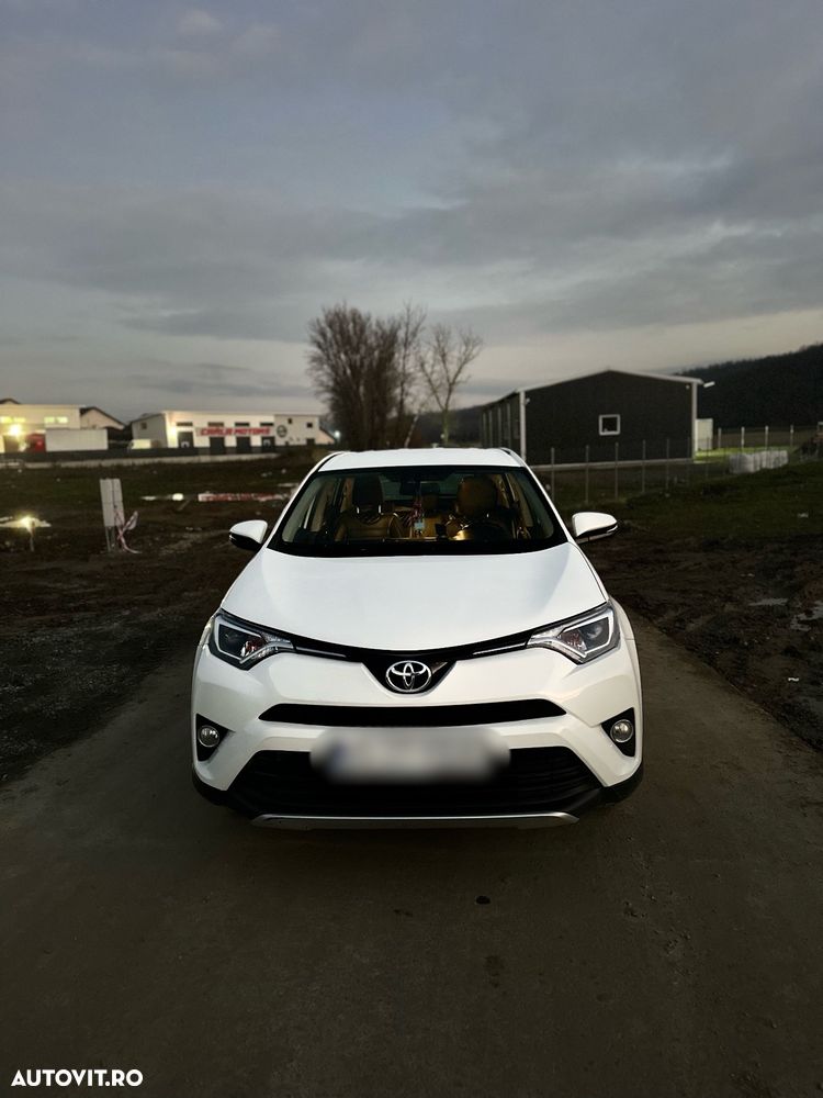 Toyota RAV4 2.0 D-4D 2WD Comfort - 1
