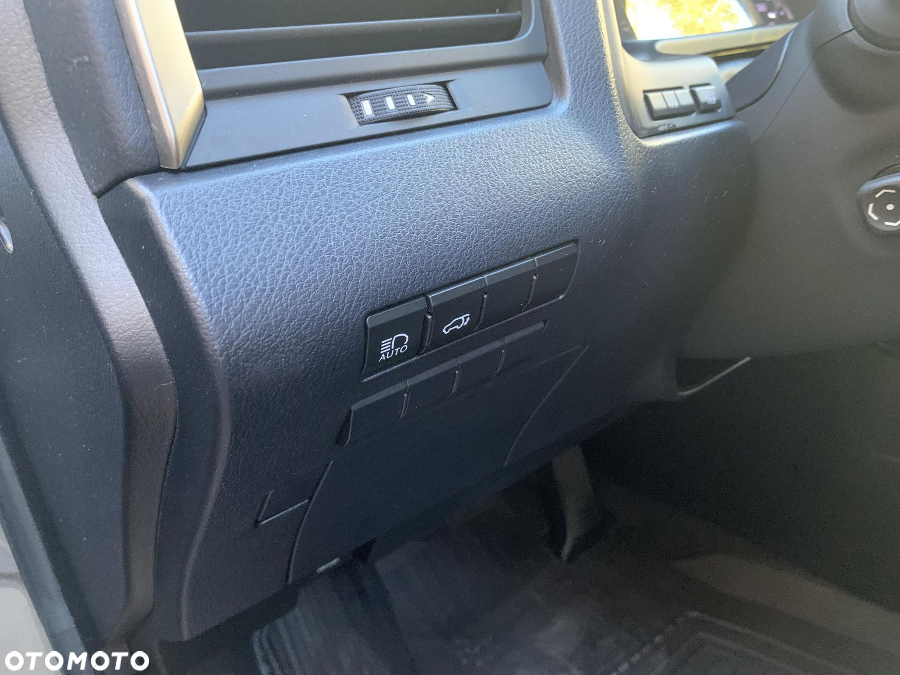 Lexus RX 450h L Elegance - 11