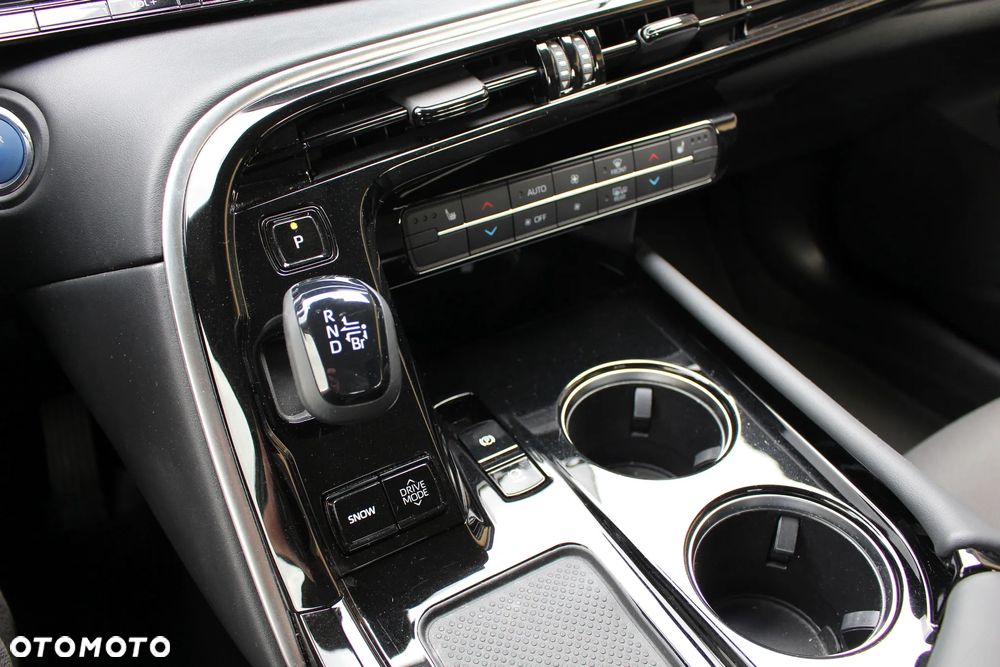 Toyota Mirai Standard - 19