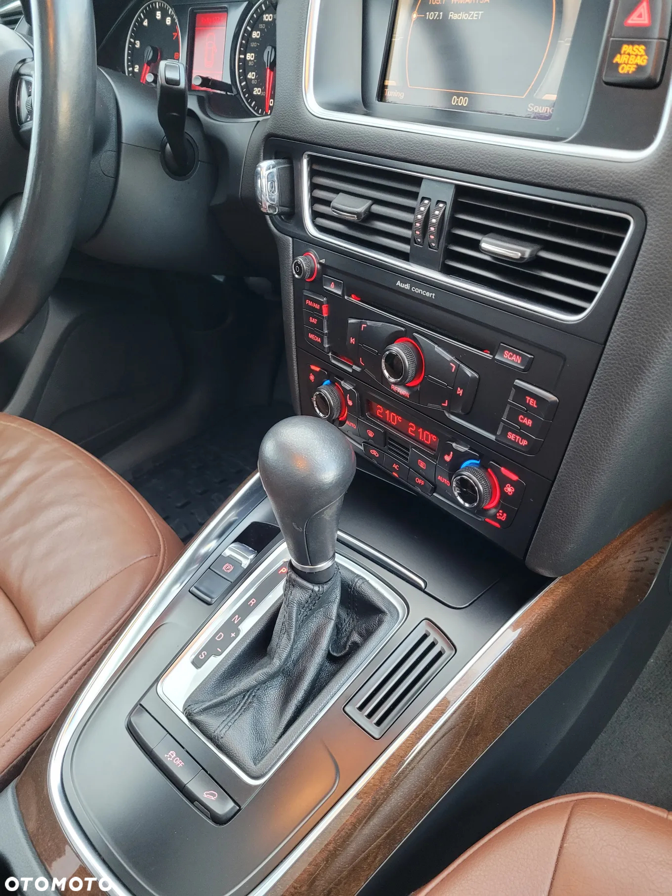 Audi Q5 3.2 FSI Quattro S tronic - 24
