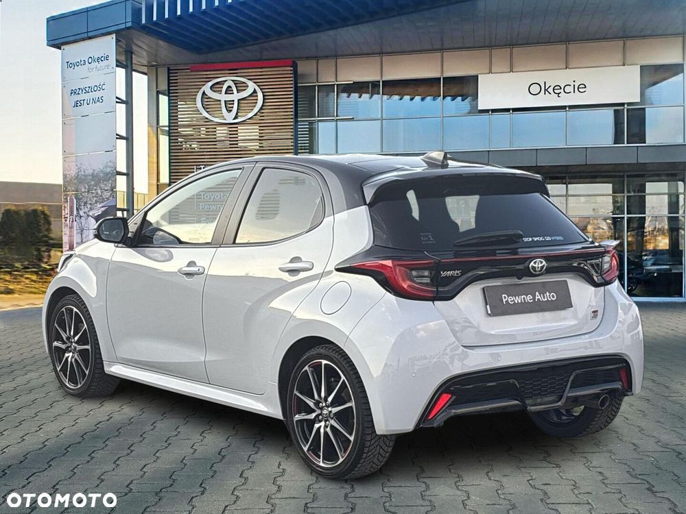 Toyota Yaris Hybrid 1.5 GR Sport - 3