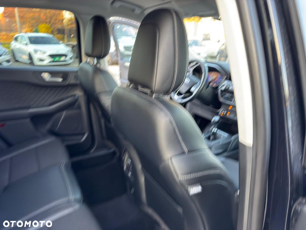 Ford Kuga 1.5 EcoBoost TITANIUM X - 34