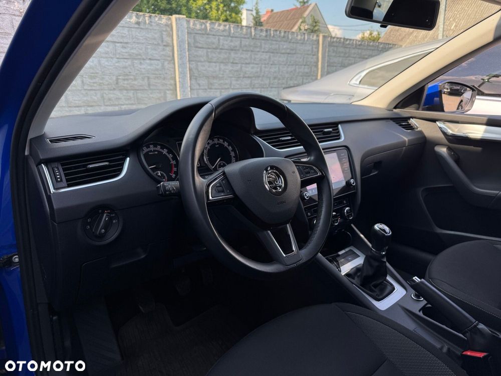 Skoda Octavia 2.0 TDI SCR Ambition - 10