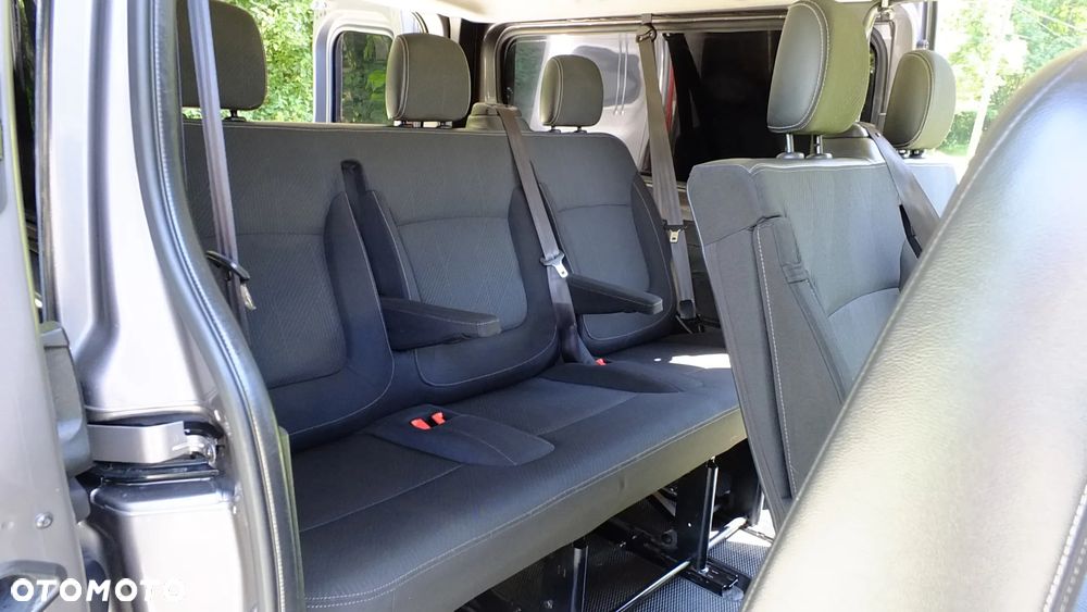 Renault Trafic - 21