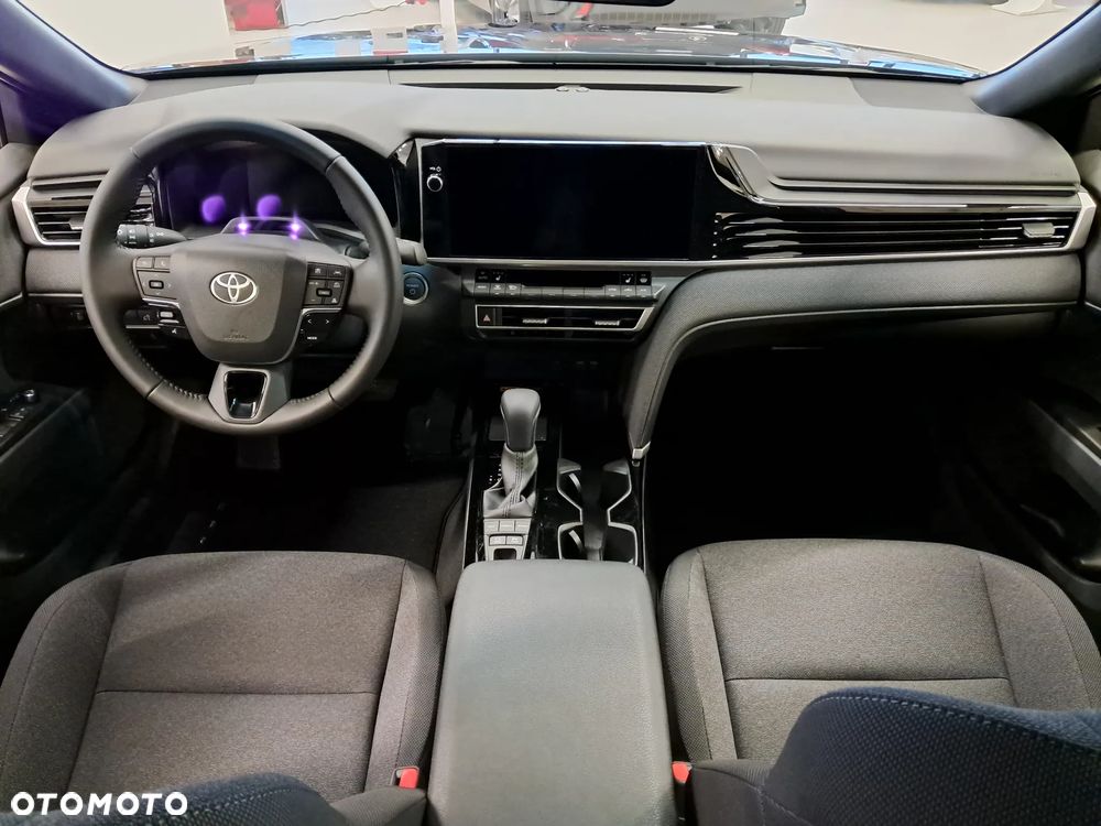 Toyota Camry 2.5 Hybrid Dynamic Force Comfort e-CVT - 10