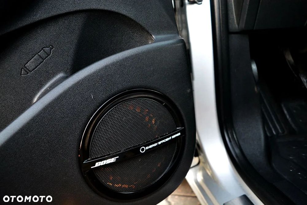 Renault Scenic 1.6 dCi Energy Bose Edition S&S - 8