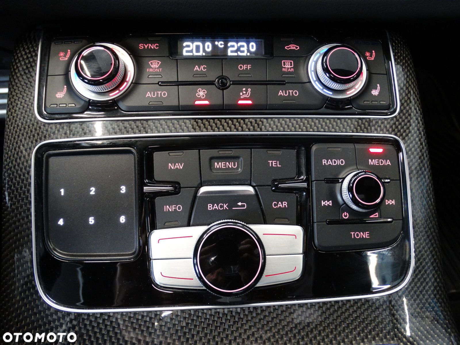 Audi S8 - 36