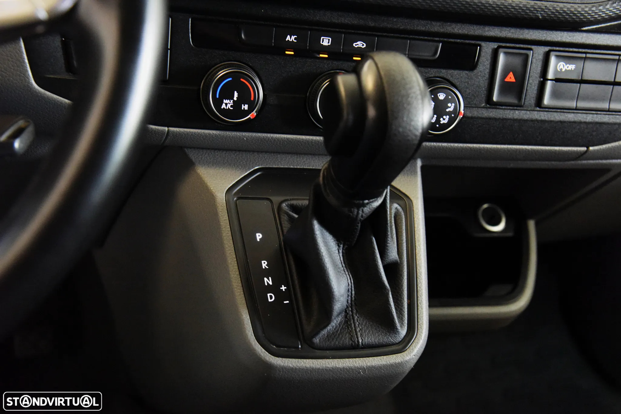 VW Transporter 2.0 TDI Business DSG - 15