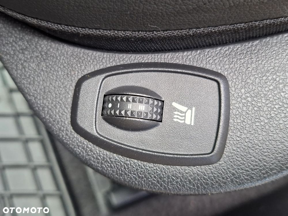 Renault Laguna 2.0 dCi Initiale - 24