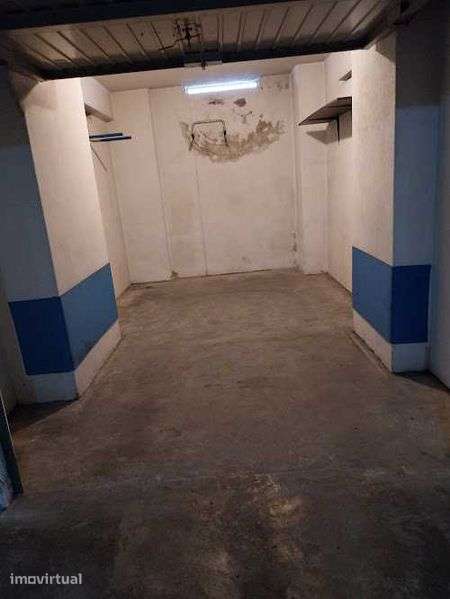 Vendo Garagrm em Box na Quinta do Borel - Grande imagem: 2/2