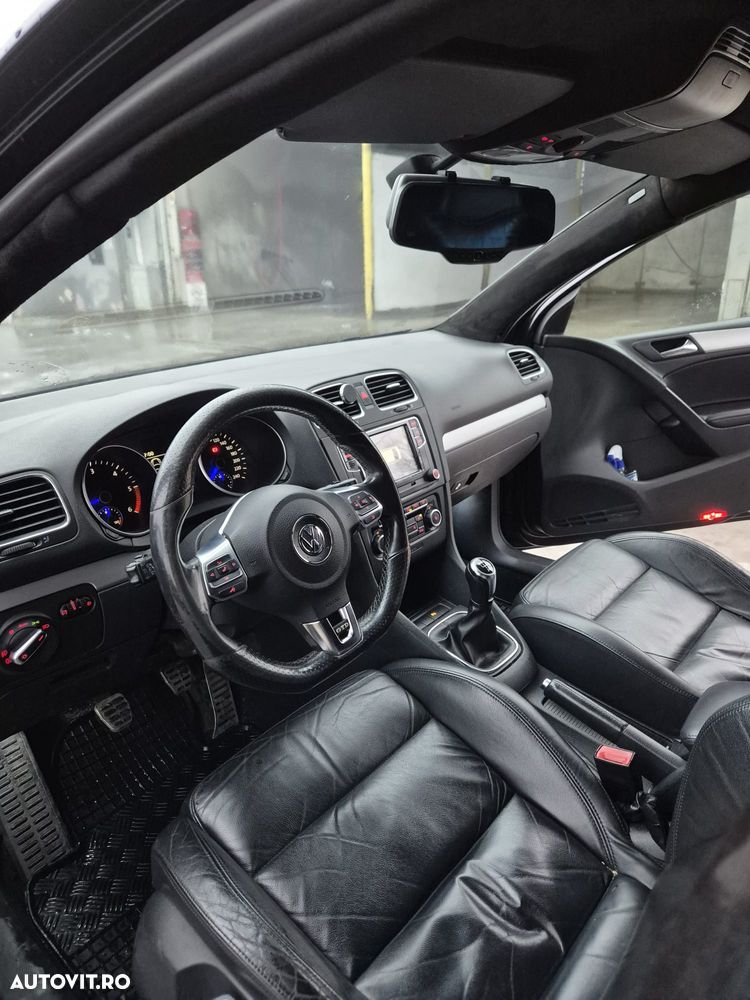 Volkswagen Golf 2.0 TDI Highline - 6