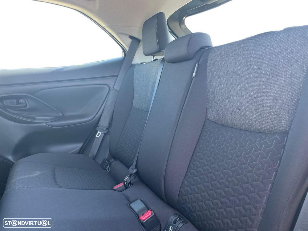 Toyota Yaris Cross 1.5 HDF Comfort Plus - 10