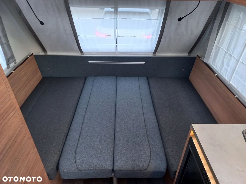 KNAUS Sport 400 LK, Piętrowe łóżko - 11