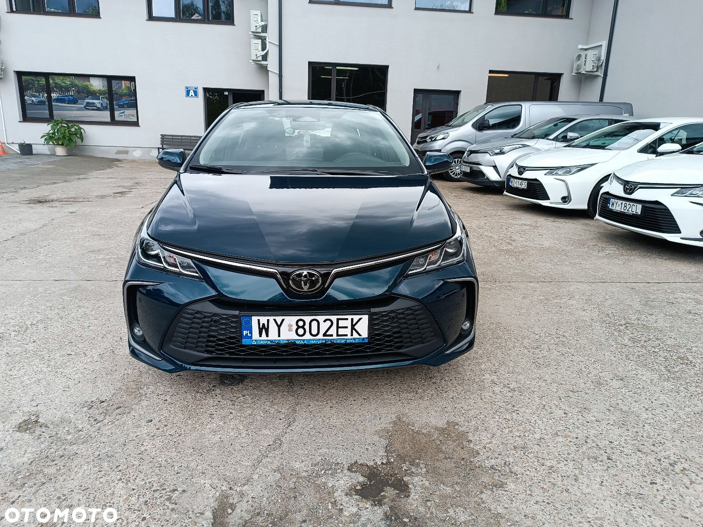 Toyota Corolla - 4