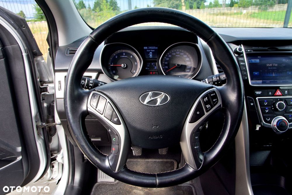 Hyundai i30 - 17