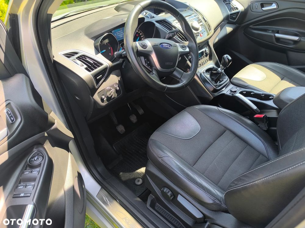 Ford Kuga 2.0 TDCi 4x4 Individual - 10