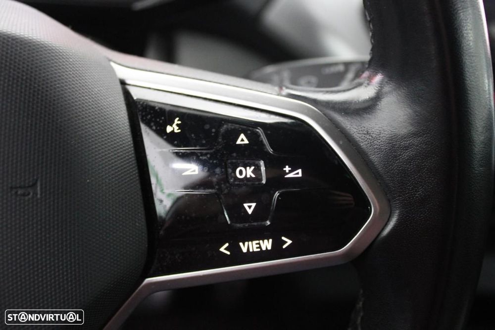 VW ID.4 77 kWh Pro Performance 1st - 18