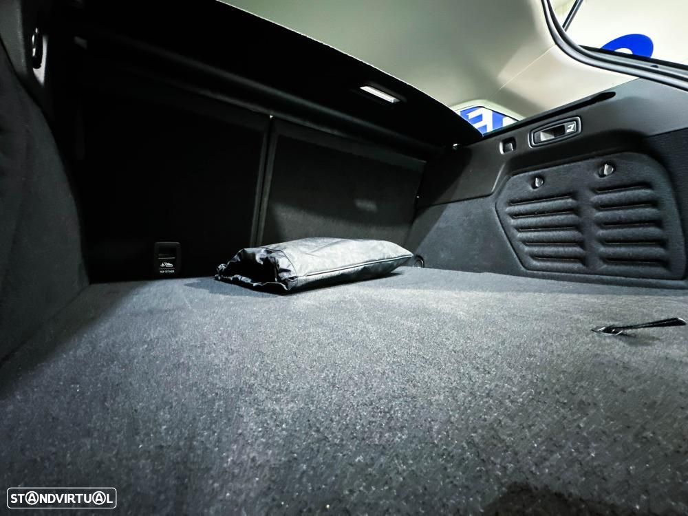 Renault Mégane 1.6 Plug-In Limited - 57