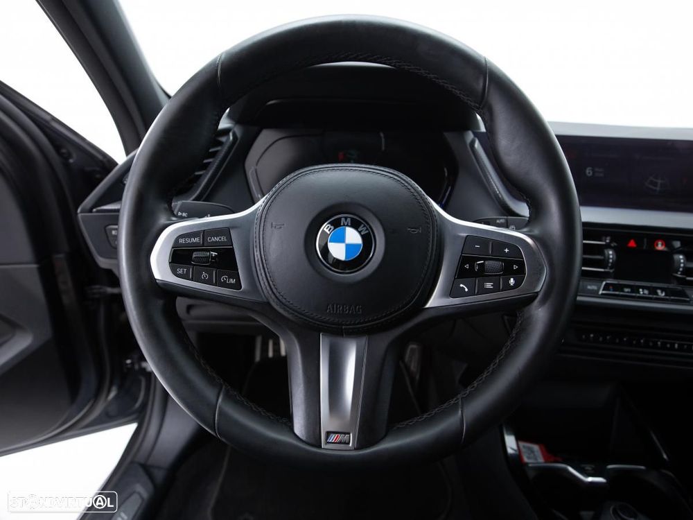BMW 116 d Corporate Edition — fotografia 15