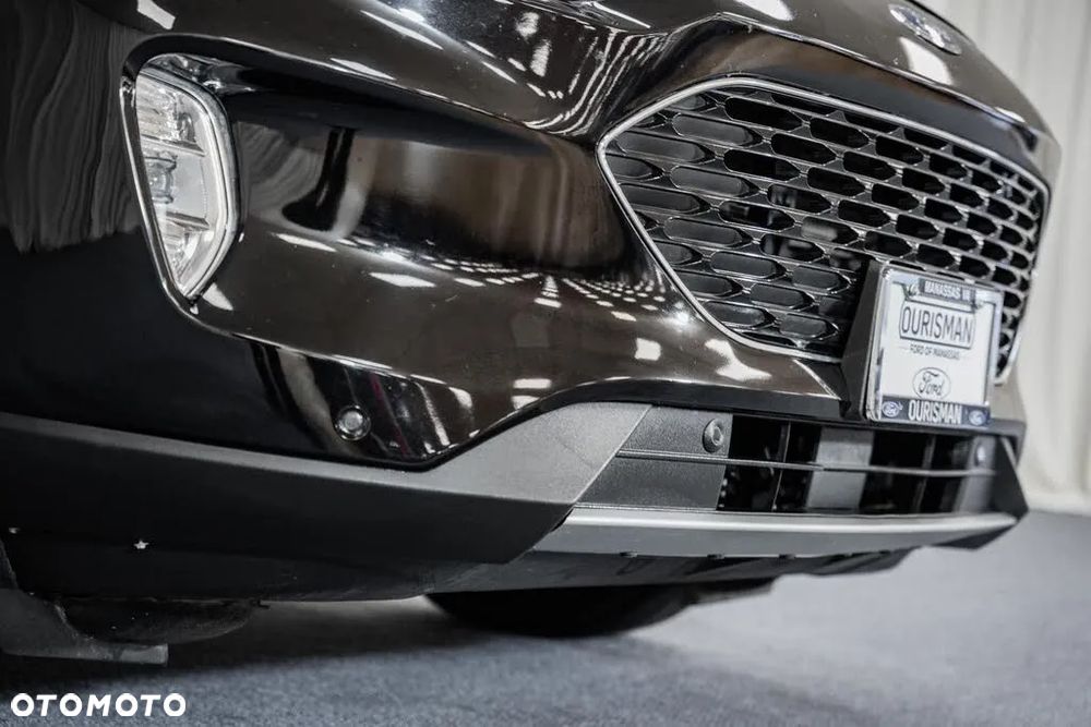 Ford Escape 2.0 EcoBoost AWD Titanium - 8