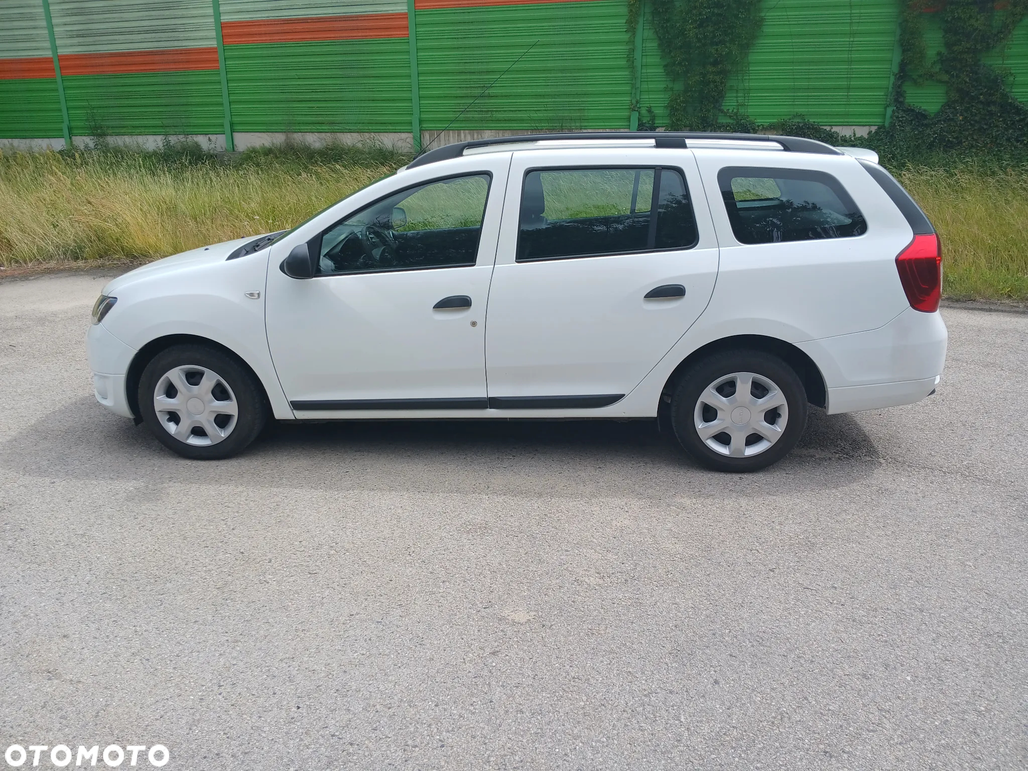 Dacia Logan MCV 1.2 16V Access EU6 - 7