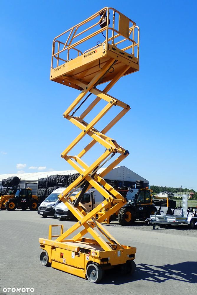 Haulotte Compact 10 - 12