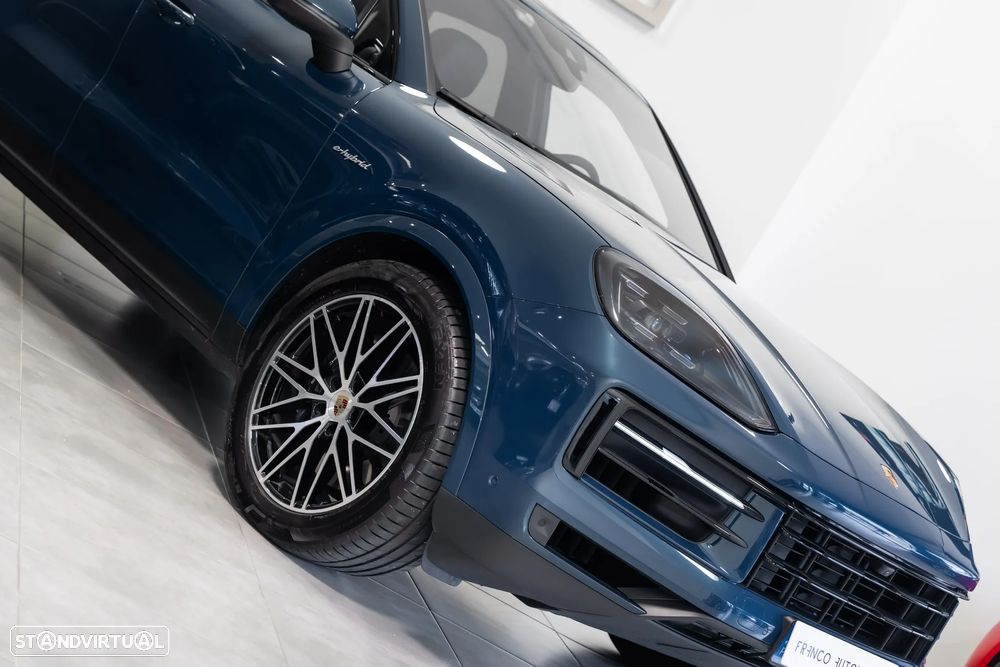 Porsche Cayenne E-Hybrid - 5