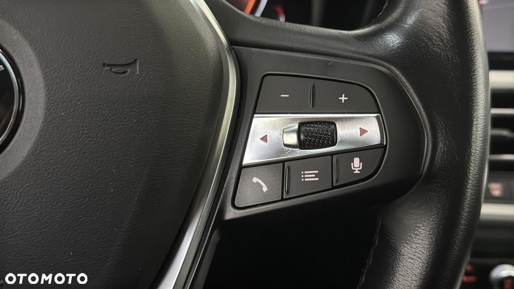 BMW Seria 3 318d MHEV Advantage - 29