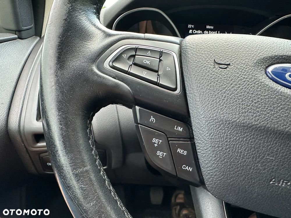 Ford Focus - 22