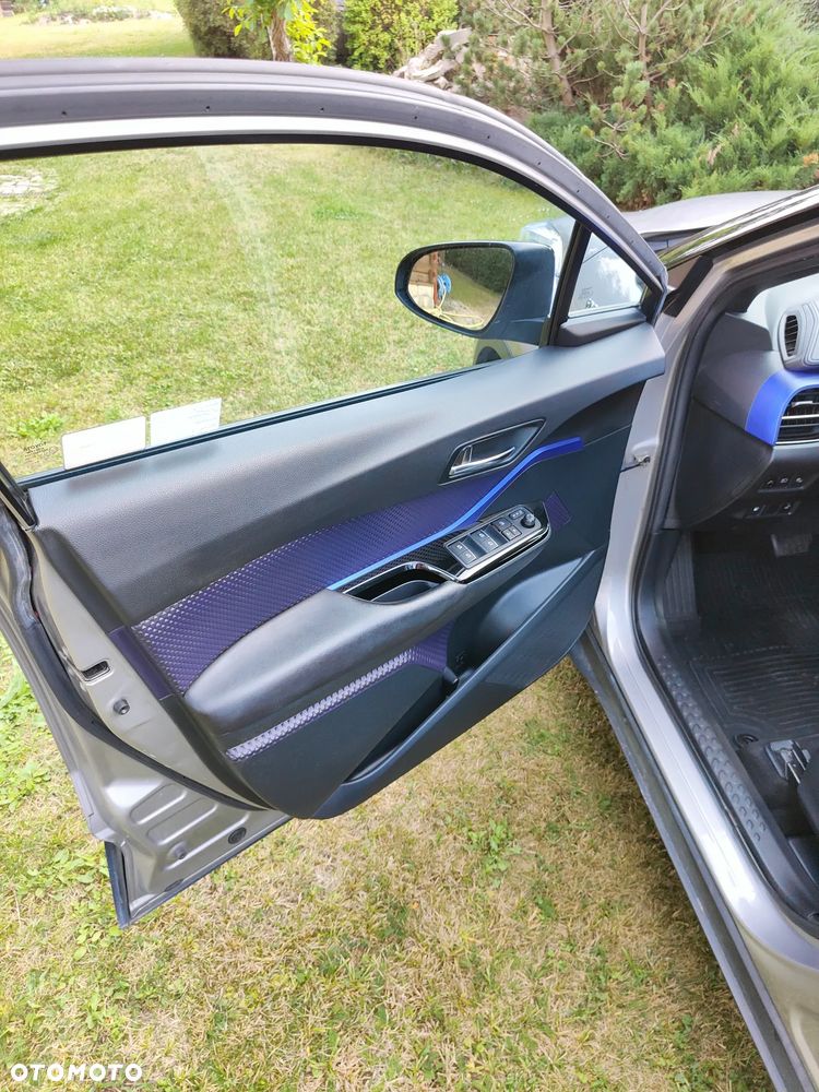 Toyota C-HR - 7