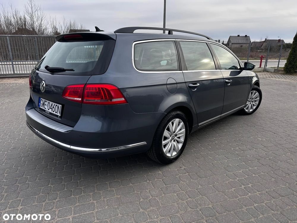 Volkswagen Passat 2.0 TDI DPF BlueMotion Technology Comfortline - 7