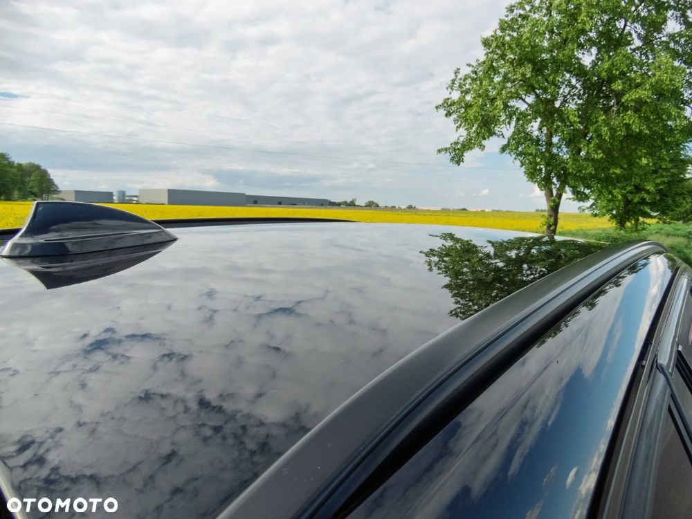 BMW Seria 3 318d M Sport Shadow - 38