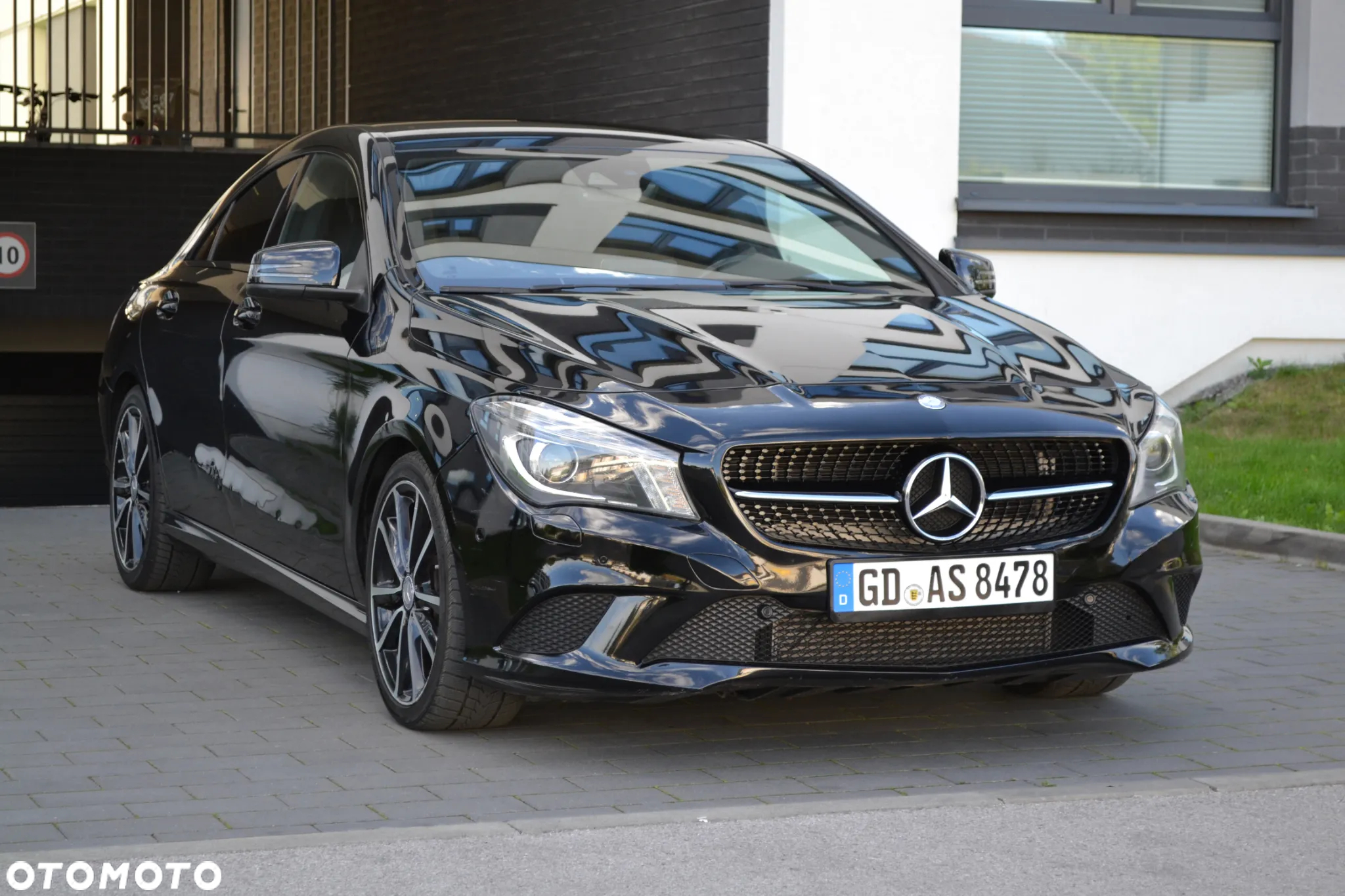 Mercedes-Benz CLA 200 7G-DCT AMG Line - 14