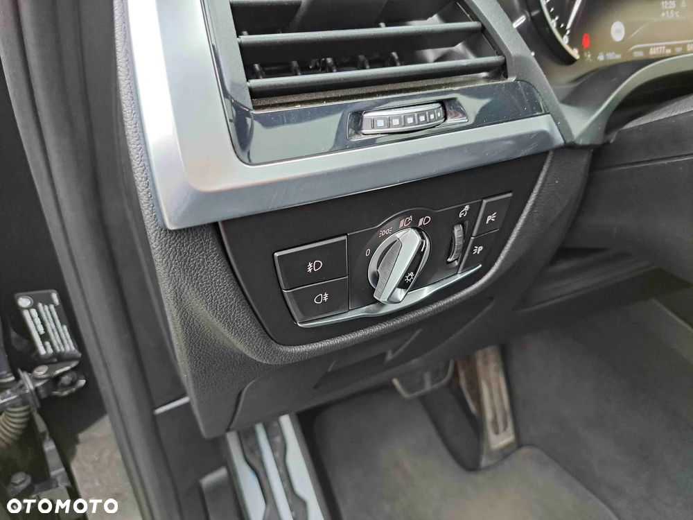 BMW X3 - 19