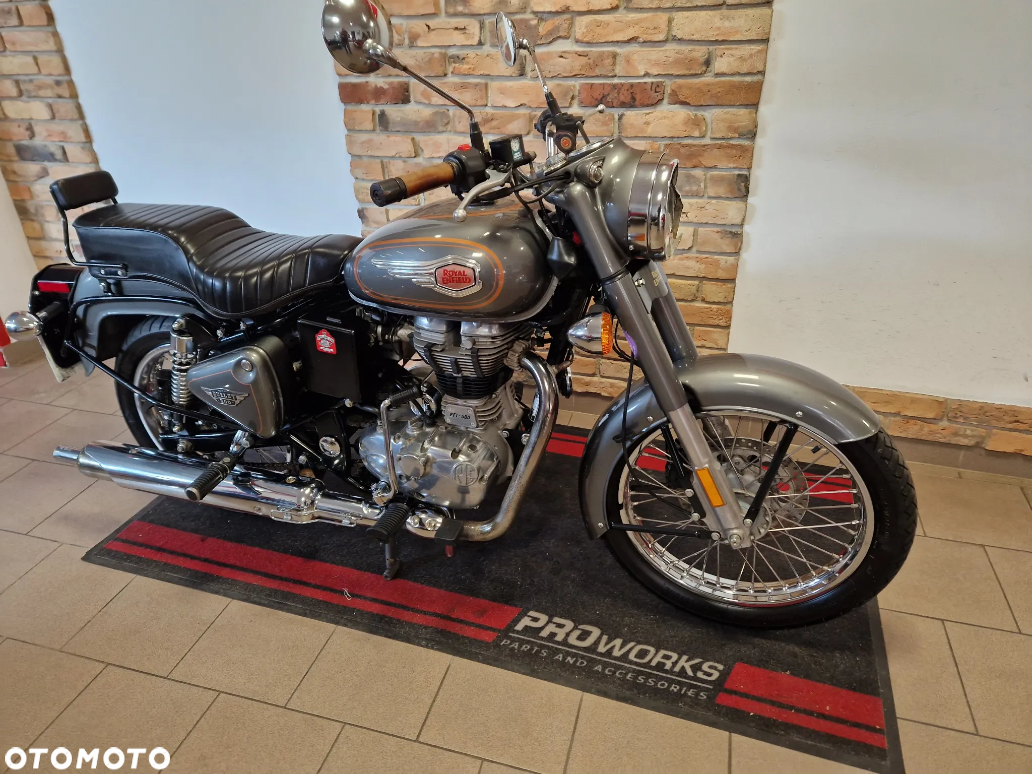 Royal Enfield Bullet - 22
