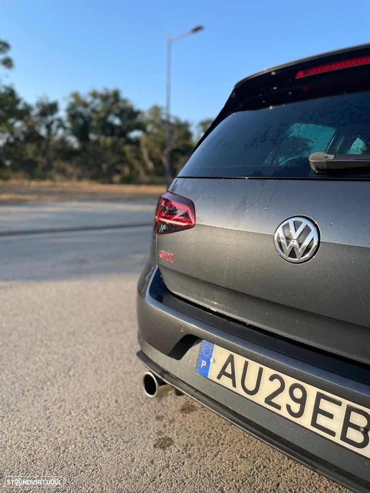 VW Golf GTI 2.0 TSI OPF DSG Performance - 2