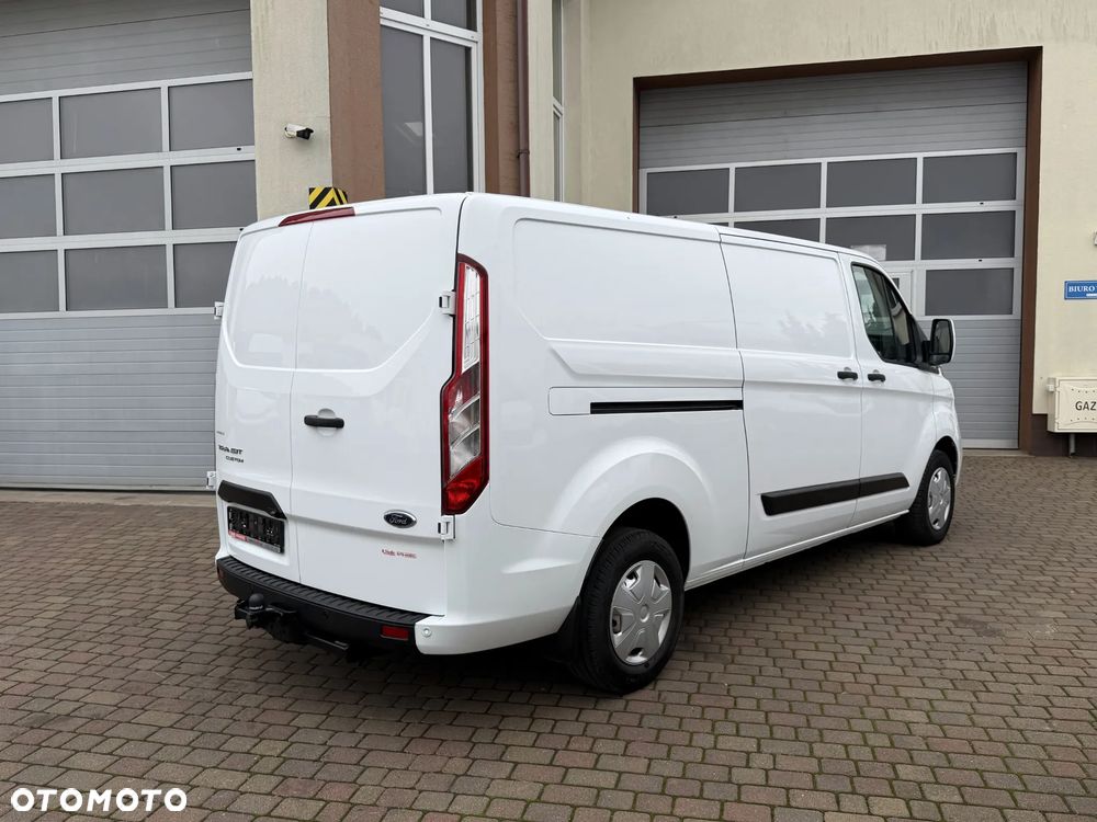 Ford Custom L2H1 - 8