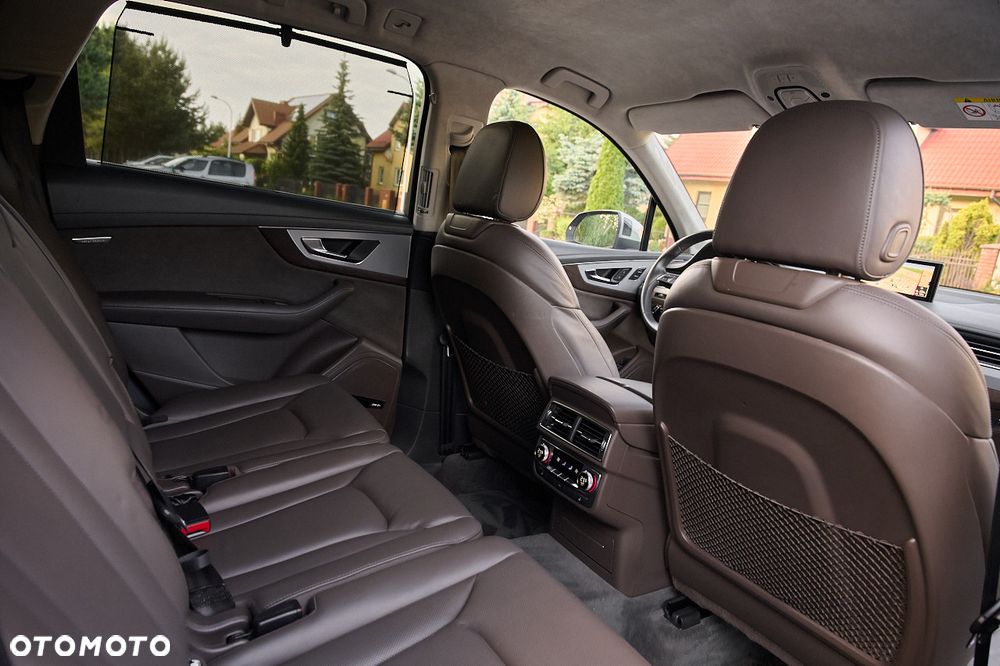 Audi SQ7 - 29