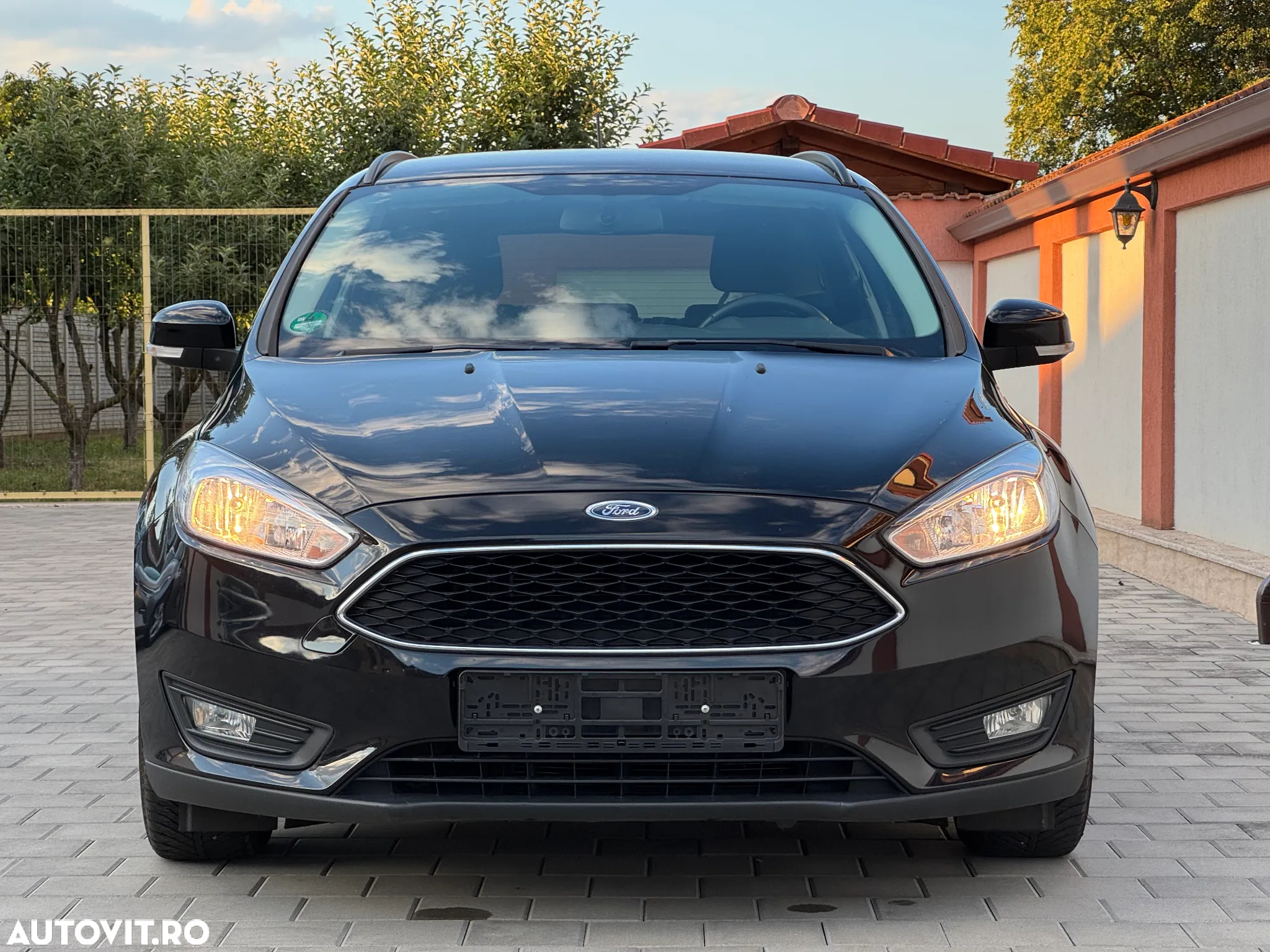 Ford Focus 1.0 EcoBoost 6MT MHEV Active - 8