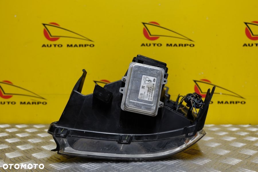 CADILLAC ESCALADE 2006- REFLEKTOR LAMPA XENON PRAWA USA - 11