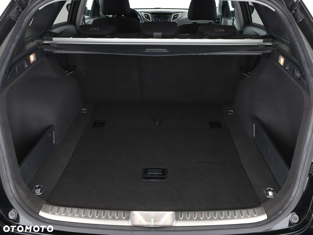 Hyundai i40 Kombi 2.0 Automatik Trend - 21