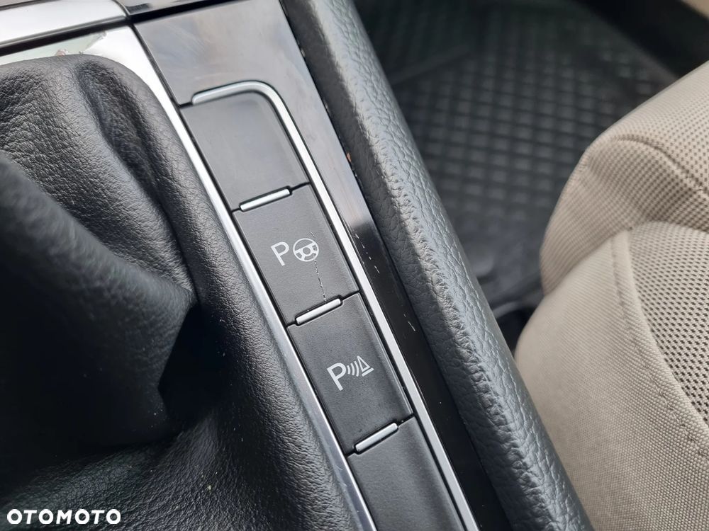 Volkswagen Golf 1.4 TSI ACT BlueMotion Technology Highline - 30