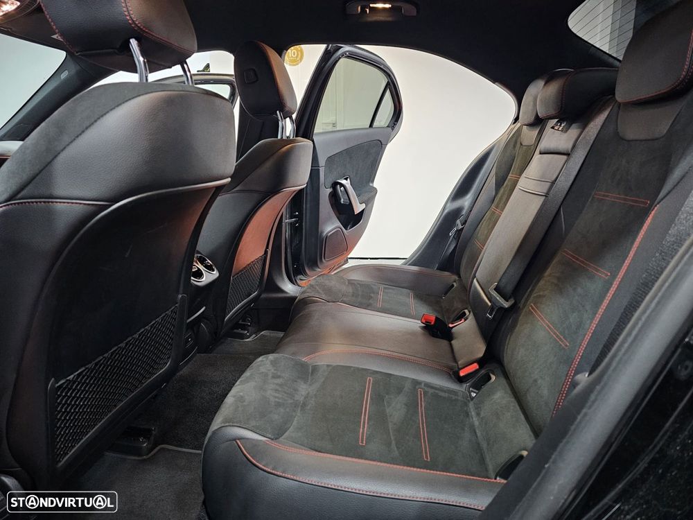 Mercedes-Benz A 180 7G-DCT AMG Line - 13